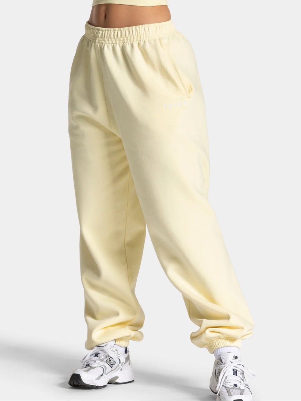 Edikted yellow jogger nwt